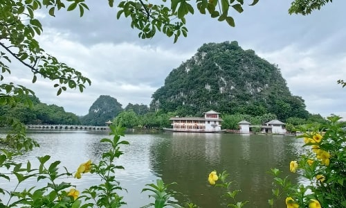 Seven Star Crags-Zhaoqing